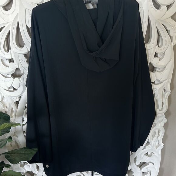 Z by Zella Lightweight Popover Tunic - Picture 6 of 9